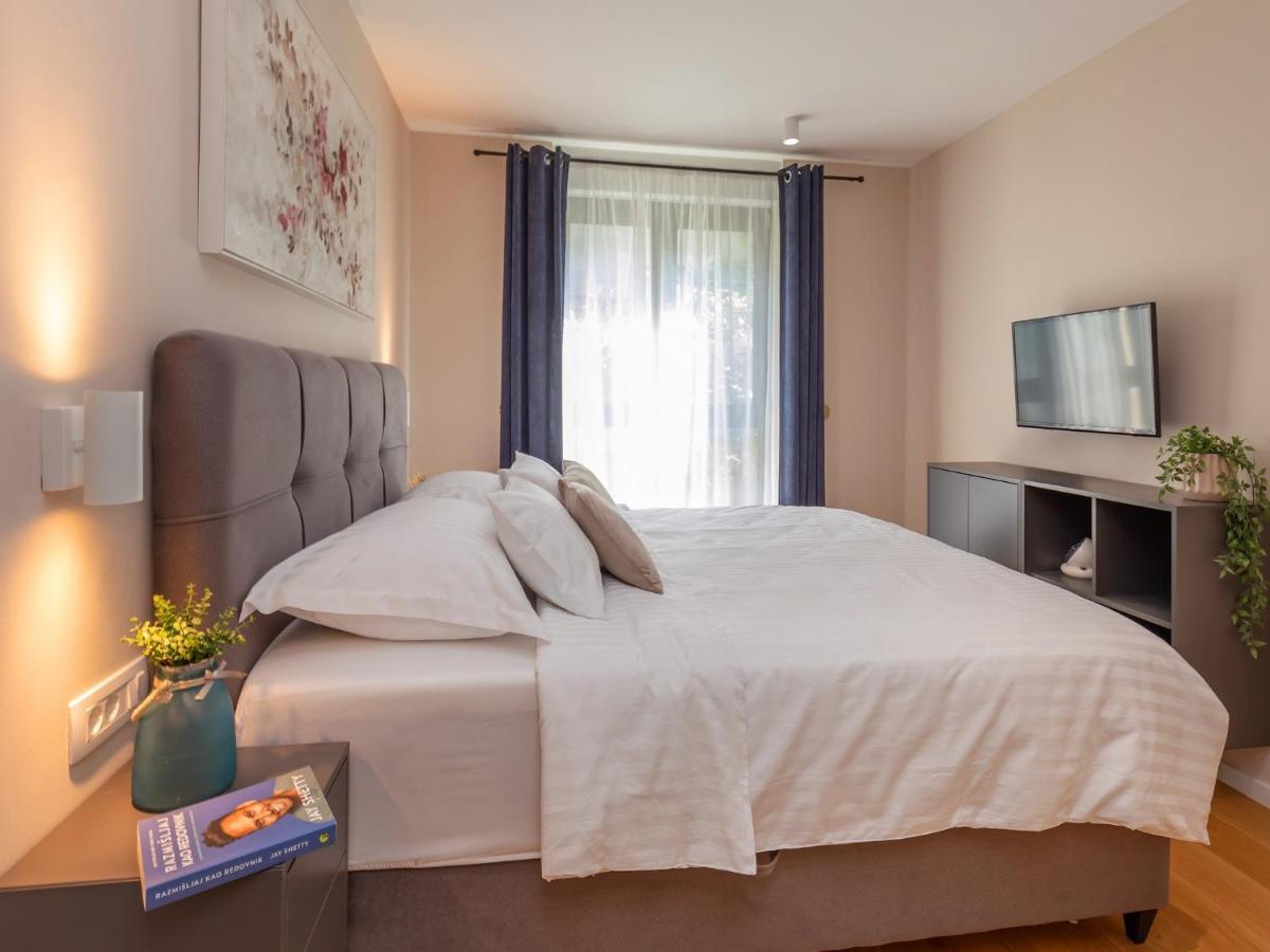 Floramye Apartment